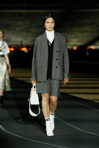 Look 59